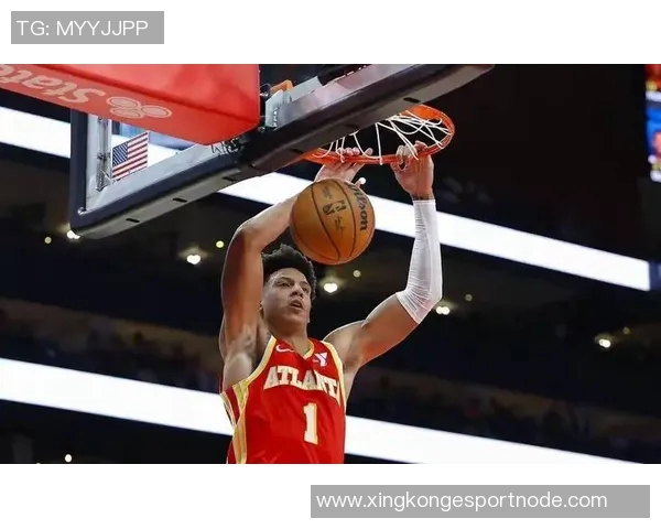 米切尔赛后失落情绪明显罕见不接受采访专注手机发呆状态引发关注